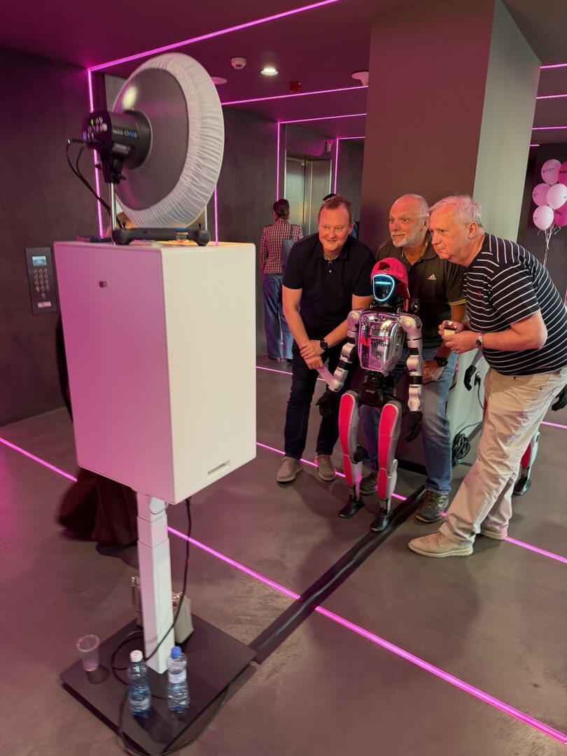 A photo with guests